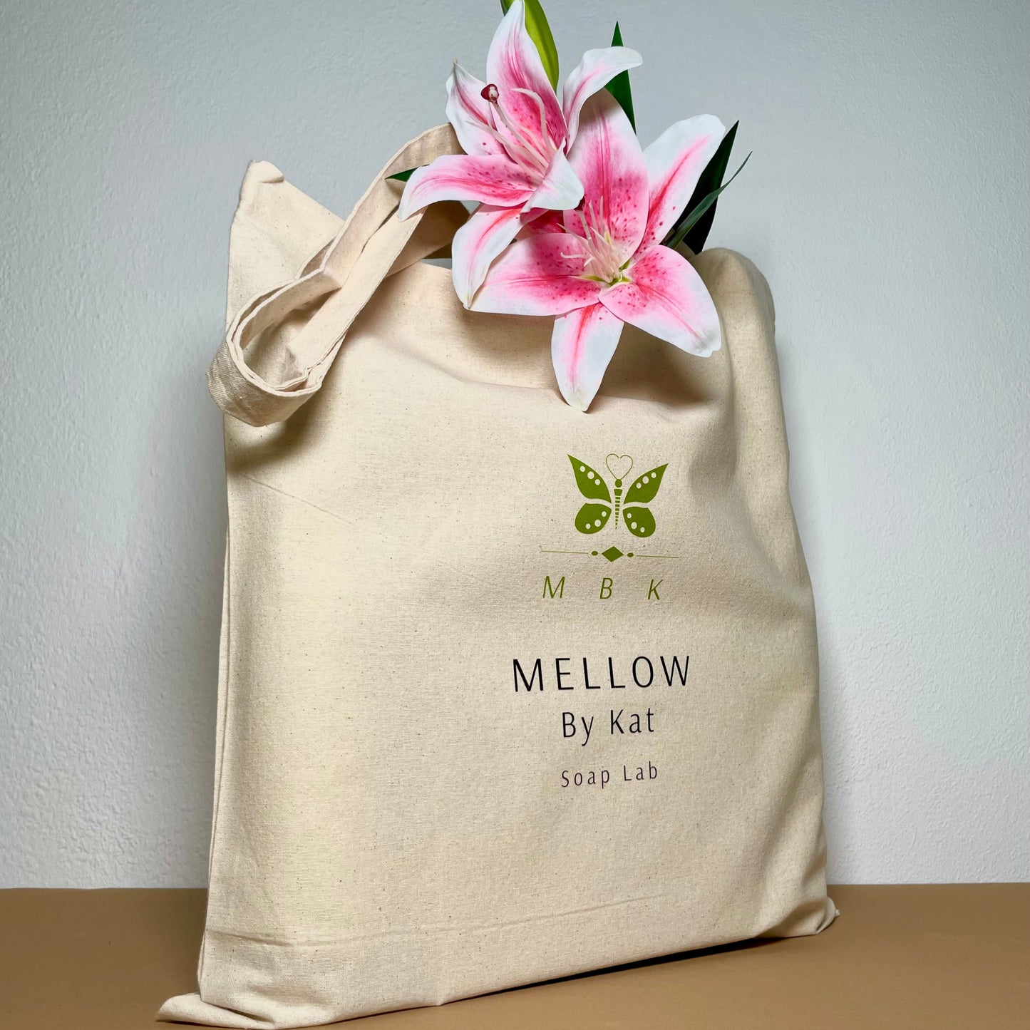 Shopper con manici lunghi in cotone 100% naturale. Ideale per la spesa, ufficio, per il tempo libero