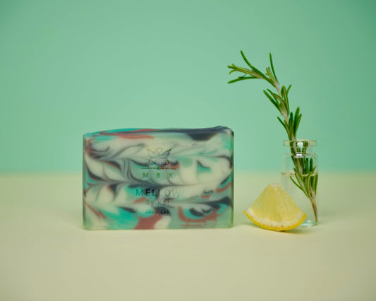 Sapone solido Aries per mani e corpo, profumazione delicata, vegan e naturale